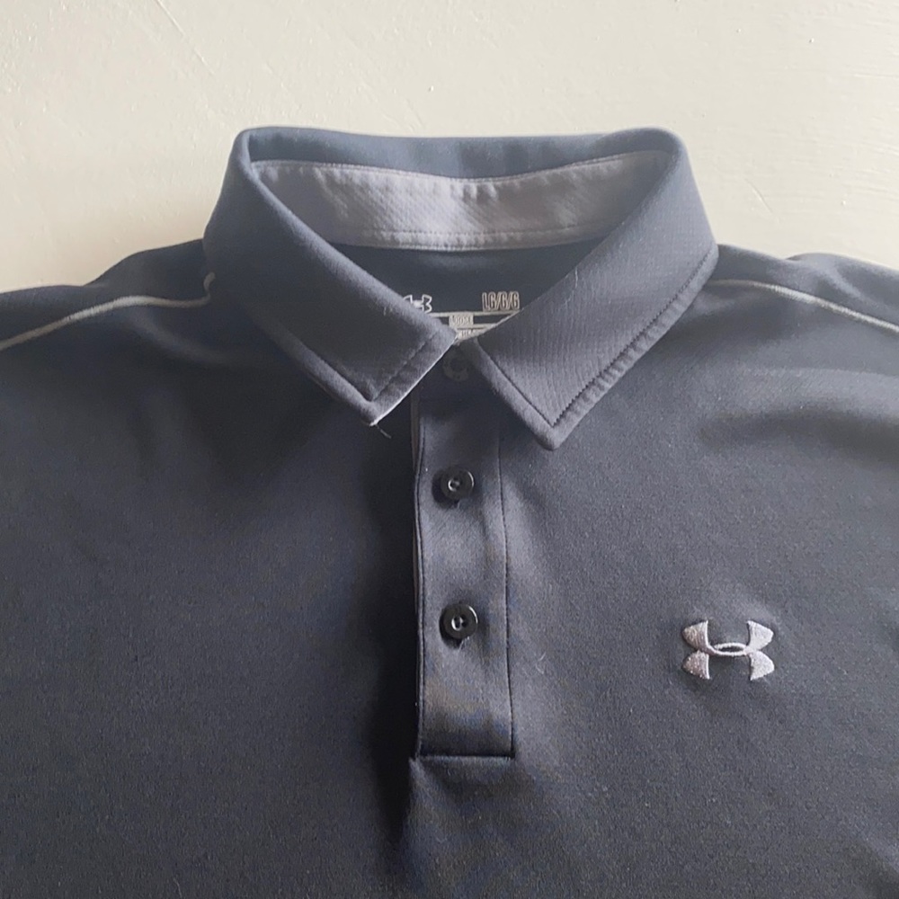 Large black heat gear under armor polo